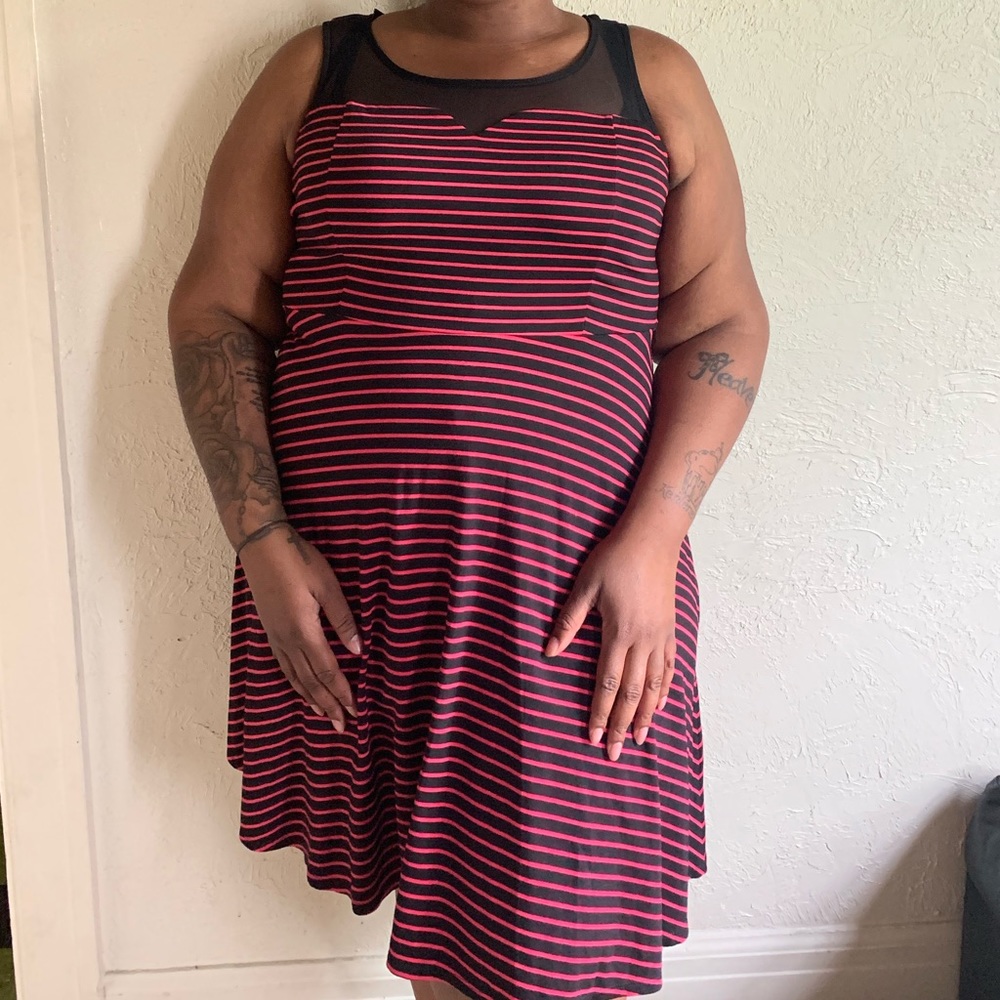 TORRID RED STRIPED DRESS💗 - Picture 2 of 3